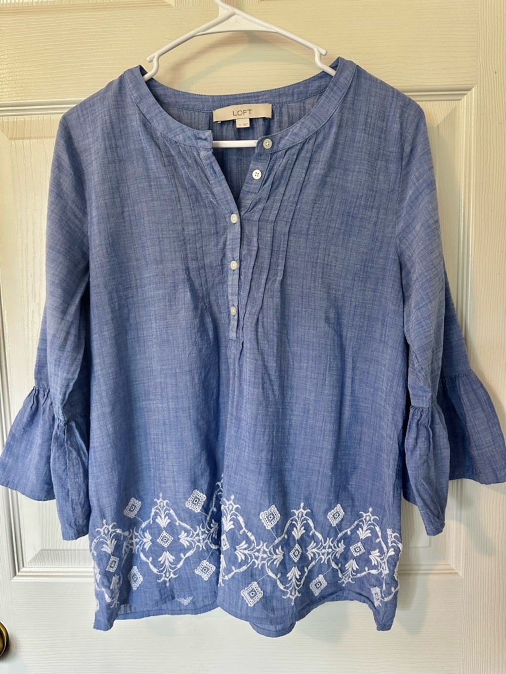 LOFT MED, Blue Embroidered Gauze Peasant Tunic, Relaxed Breathable Everyday Wear